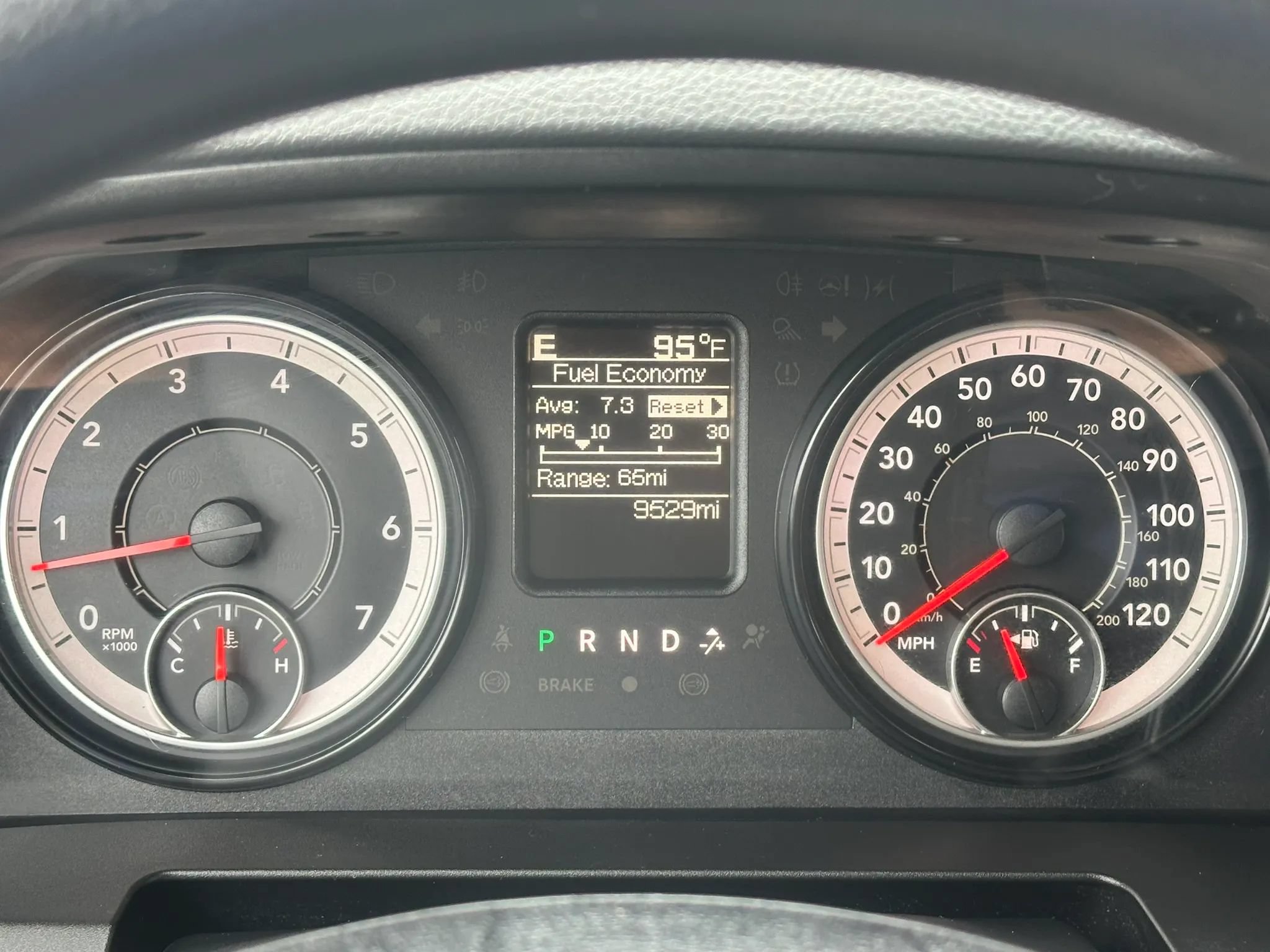 Used 2018 RAM 2500 Tradesman RWD image 4