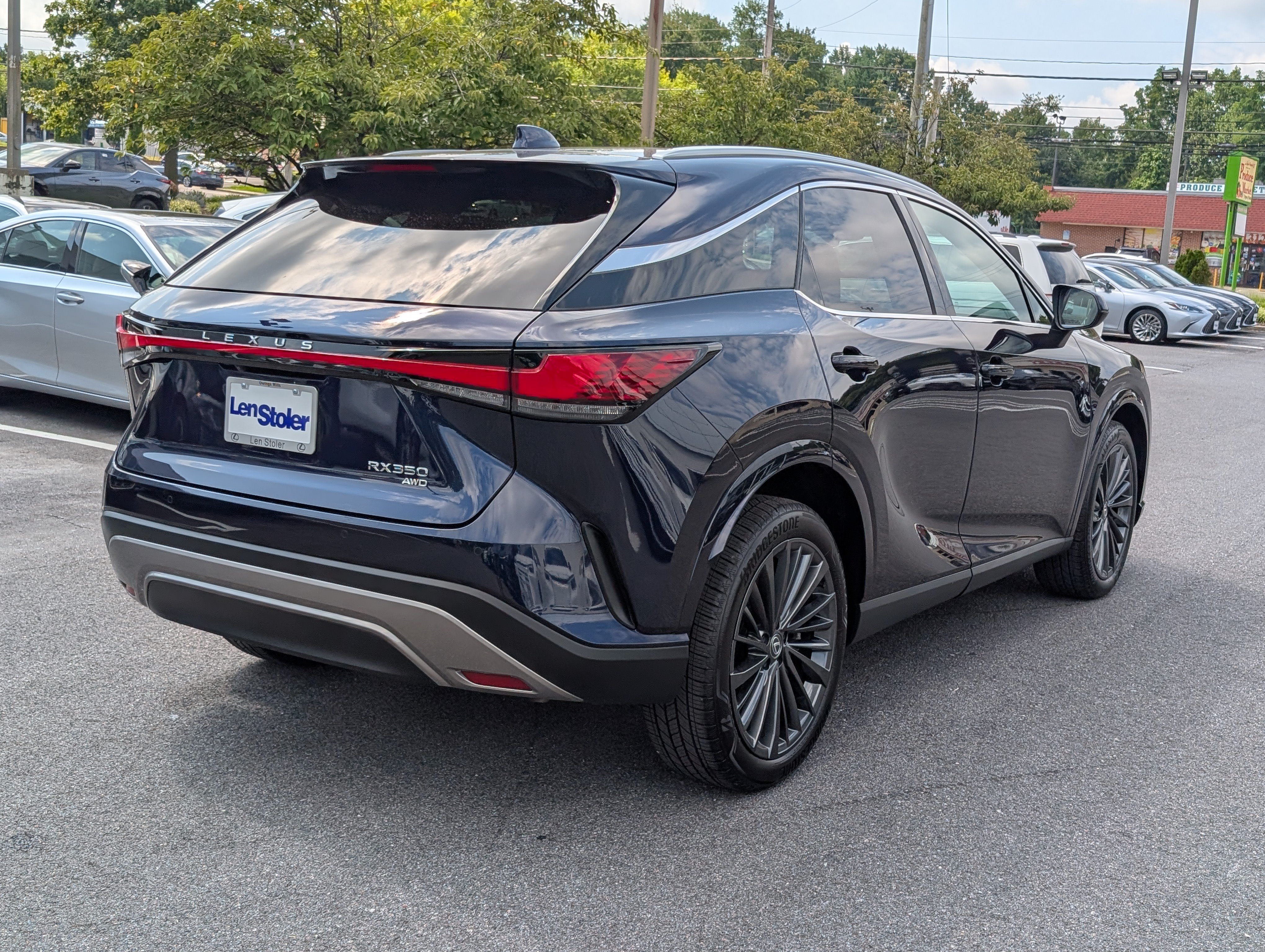 Certified 2025 Lexus RX 350 Premium w/ Accessory Package AWD/4WD image 3