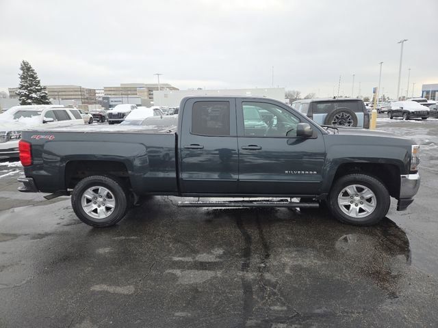 Used 2017 Chevrolet Silverado 1500 LT w/ All Star Edition AWD/4WD image 17