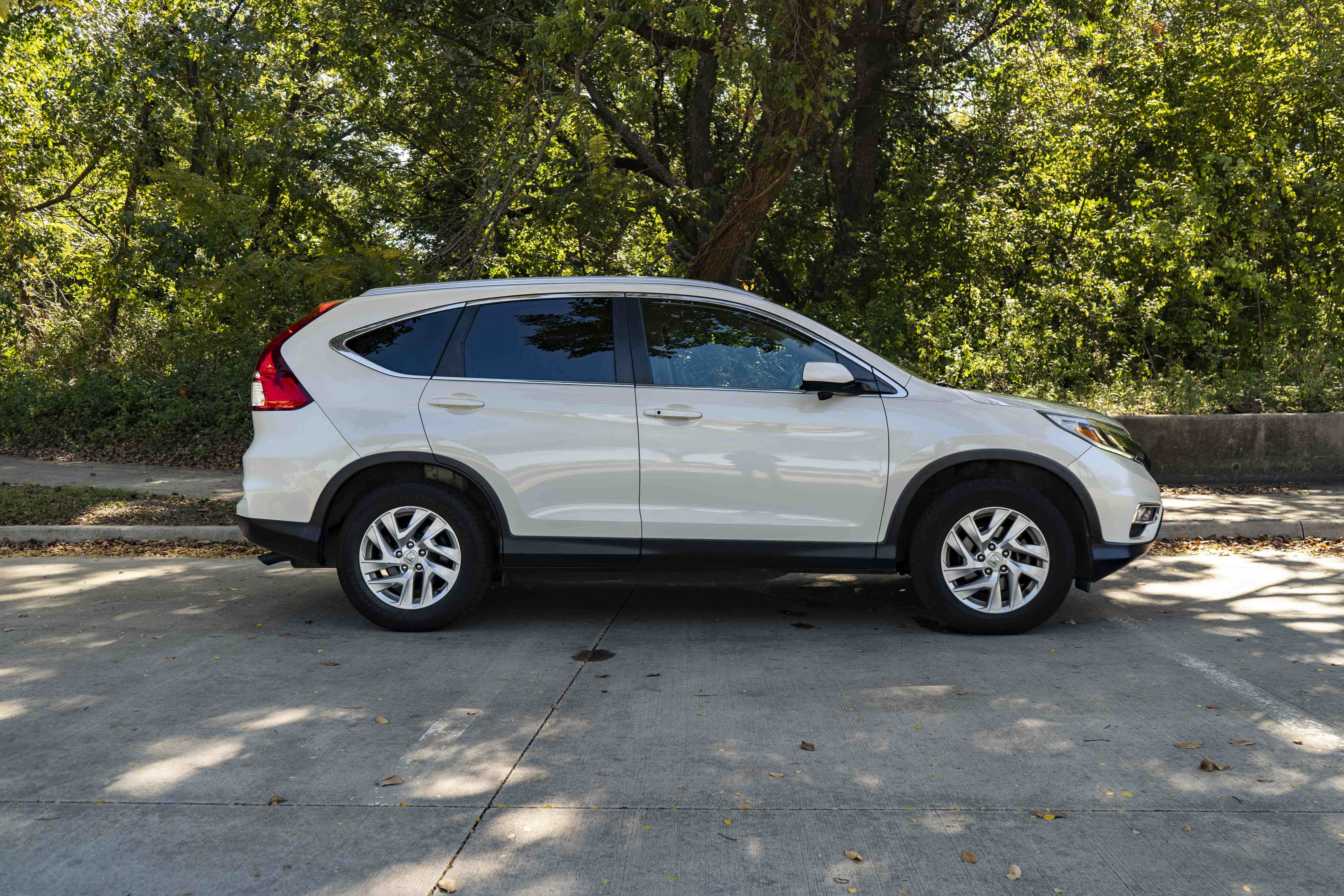 Used 2015 Honda CR-V EX-L image 10