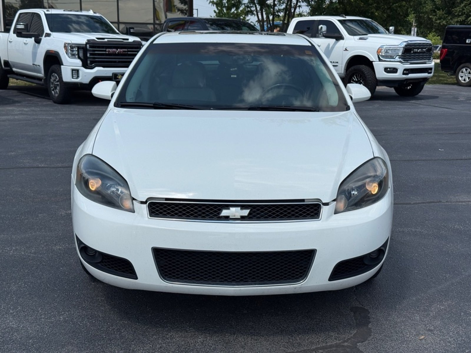 Used 2007 Chevrolet Impala SS w/ Convenience Package FWD image 3