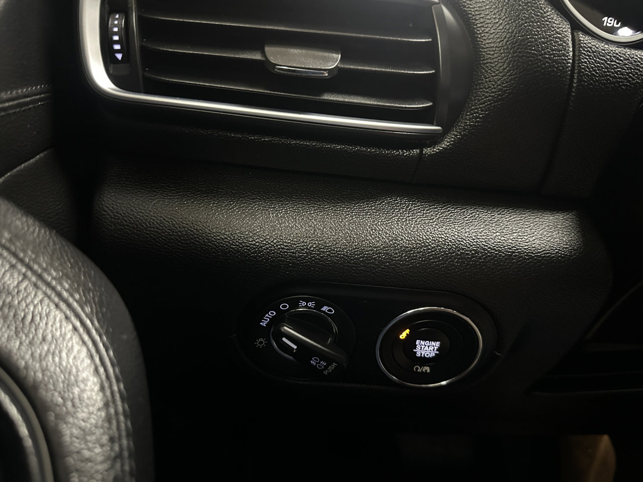 Used 2020 Maserati Levante S image 53