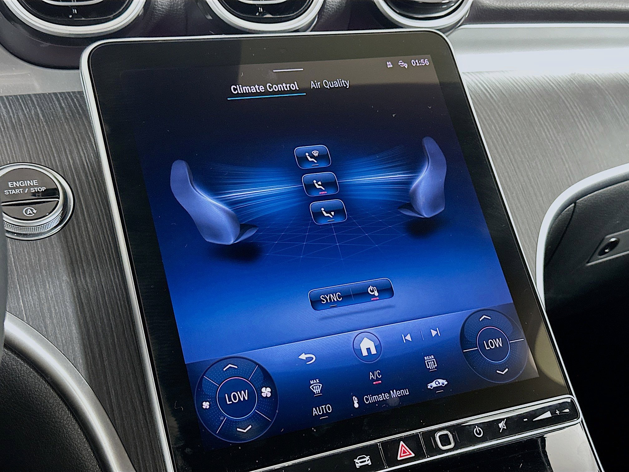 Used 2025 Mercedes-Benz C 300 4MATIC Sedan image 23