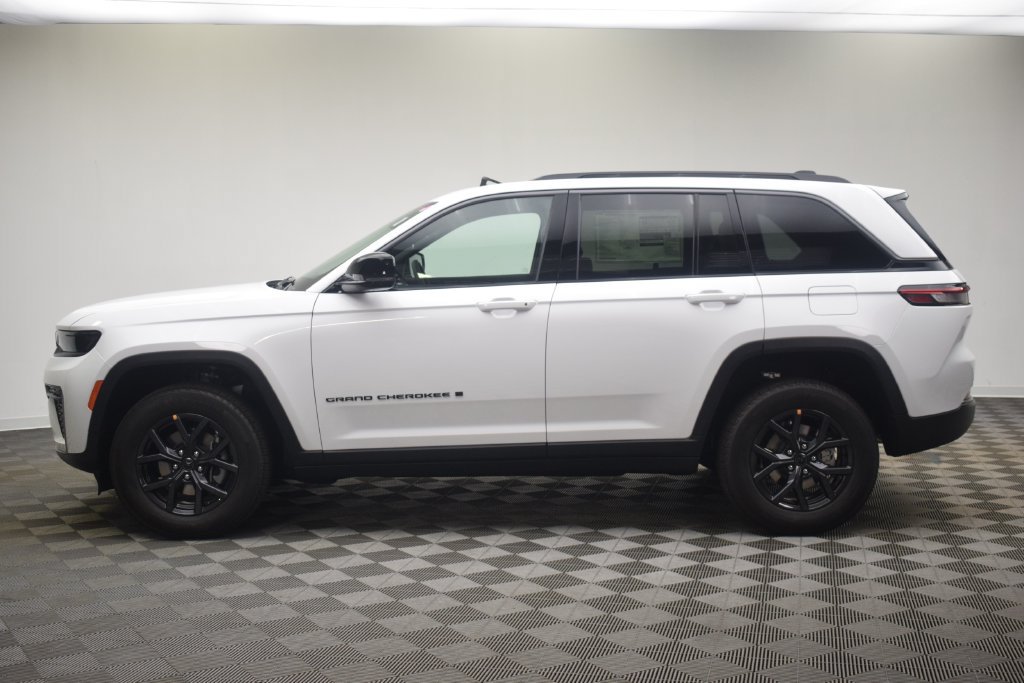 New 2027 Jeep Grand Cherokee 4WD image 15