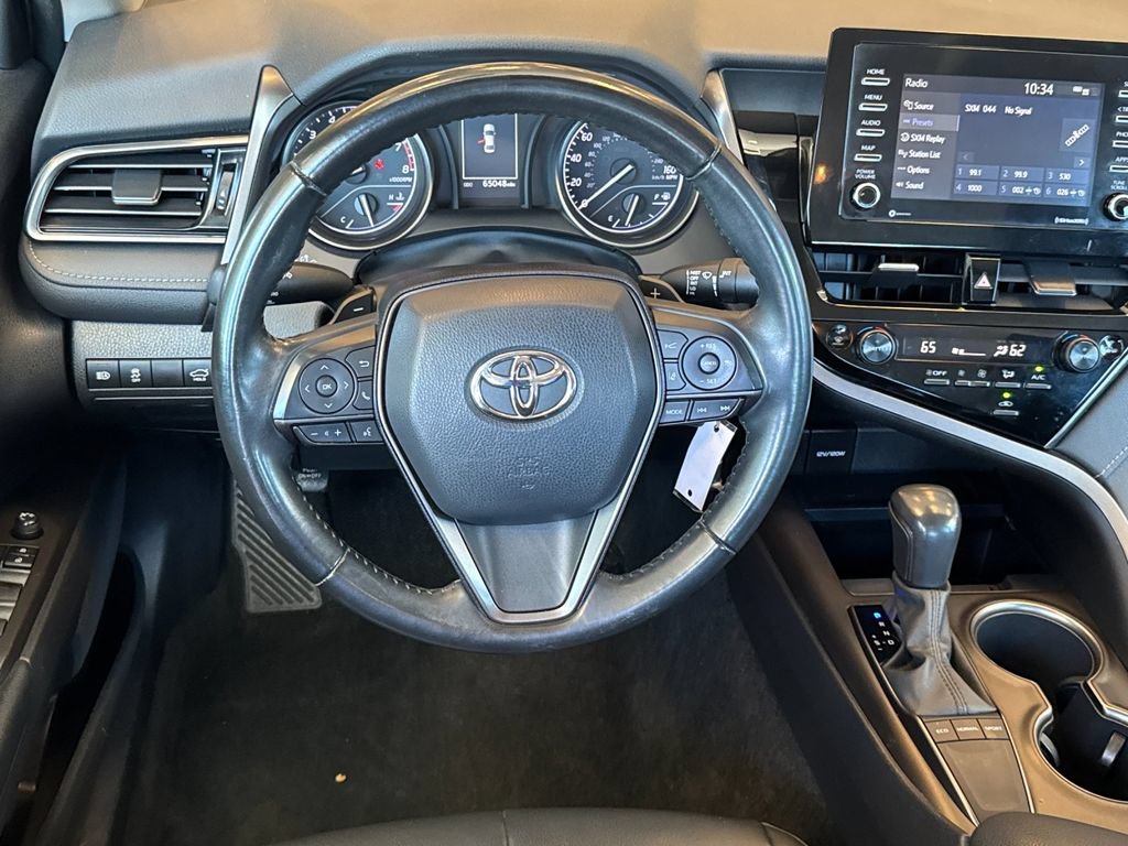 Used 2022 Toyota Camry SE w/ Carpet Mat Package (TMS) FWD image 17