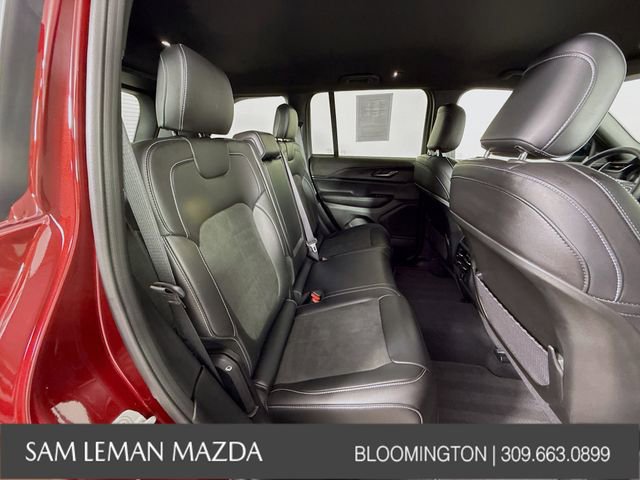 Used 2024 Jeep Grand Cherokee Altitude image 25