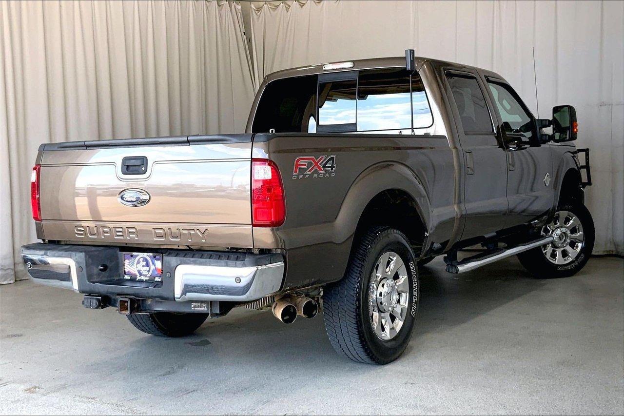 Used 2016 Ford F250 Lariat w/ Lariat Interior Package AWD/4WD image 13