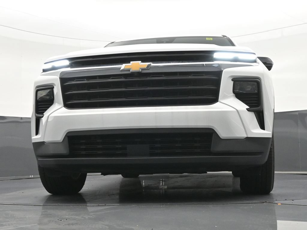 Used 2024 Chevrolet Traverse LS FWD image 30