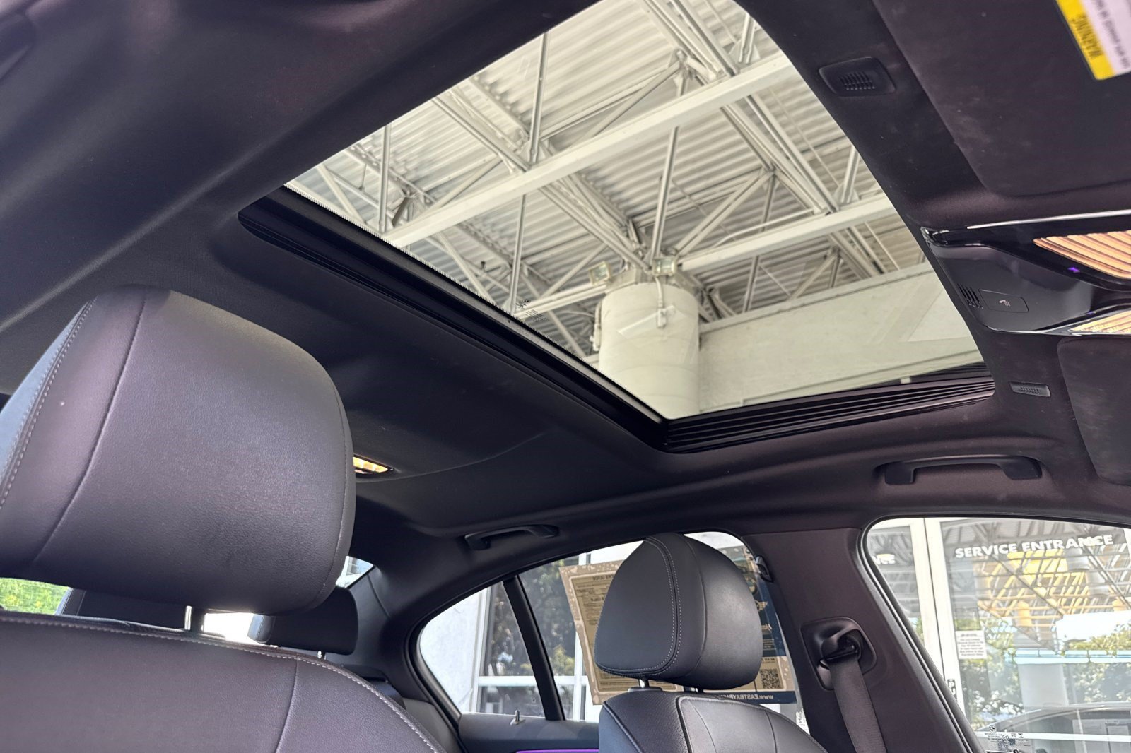 Used 2023 BMW 530e RWD image 20