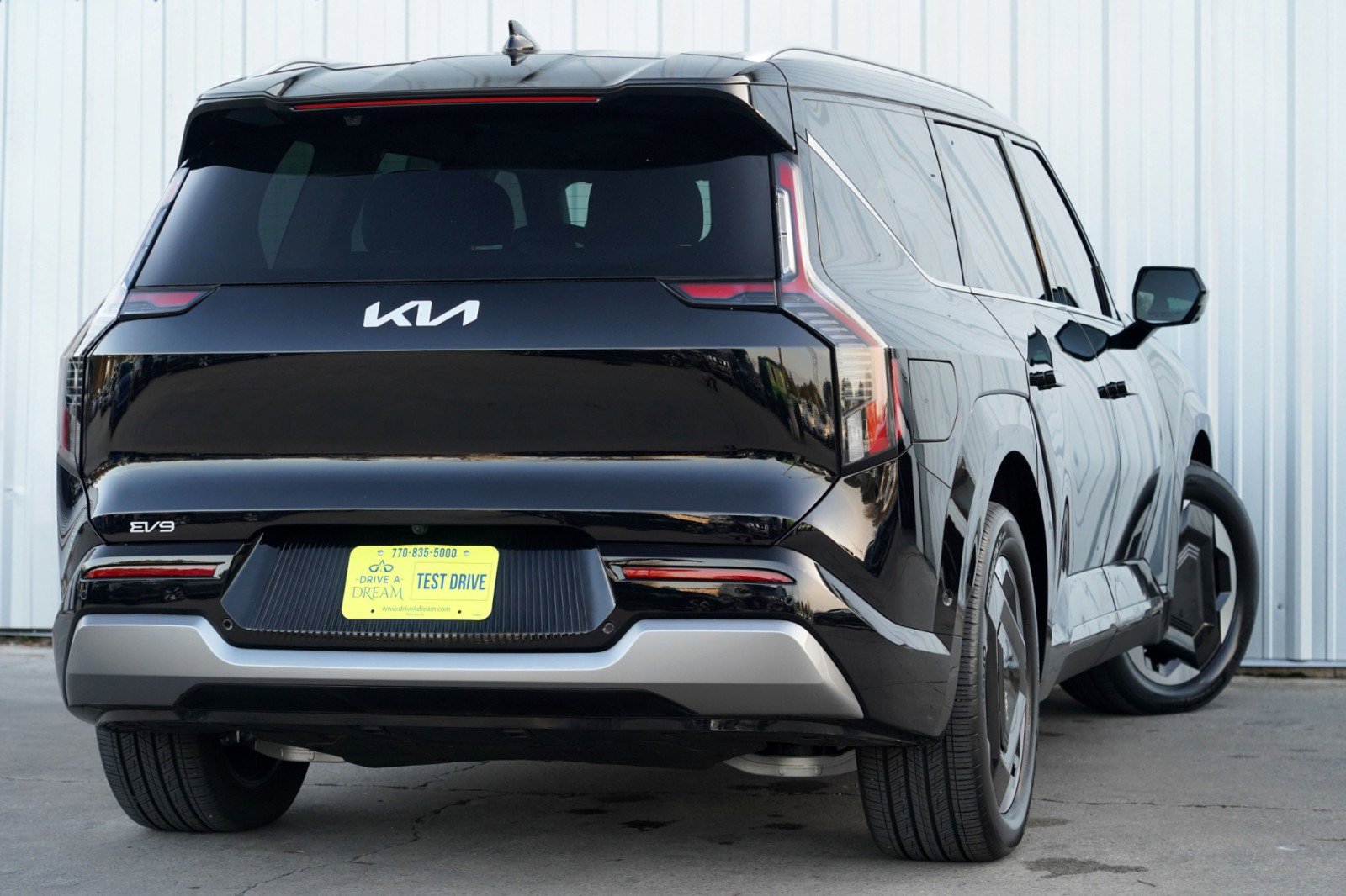 Used 2026 Kia EV9 Land image 5