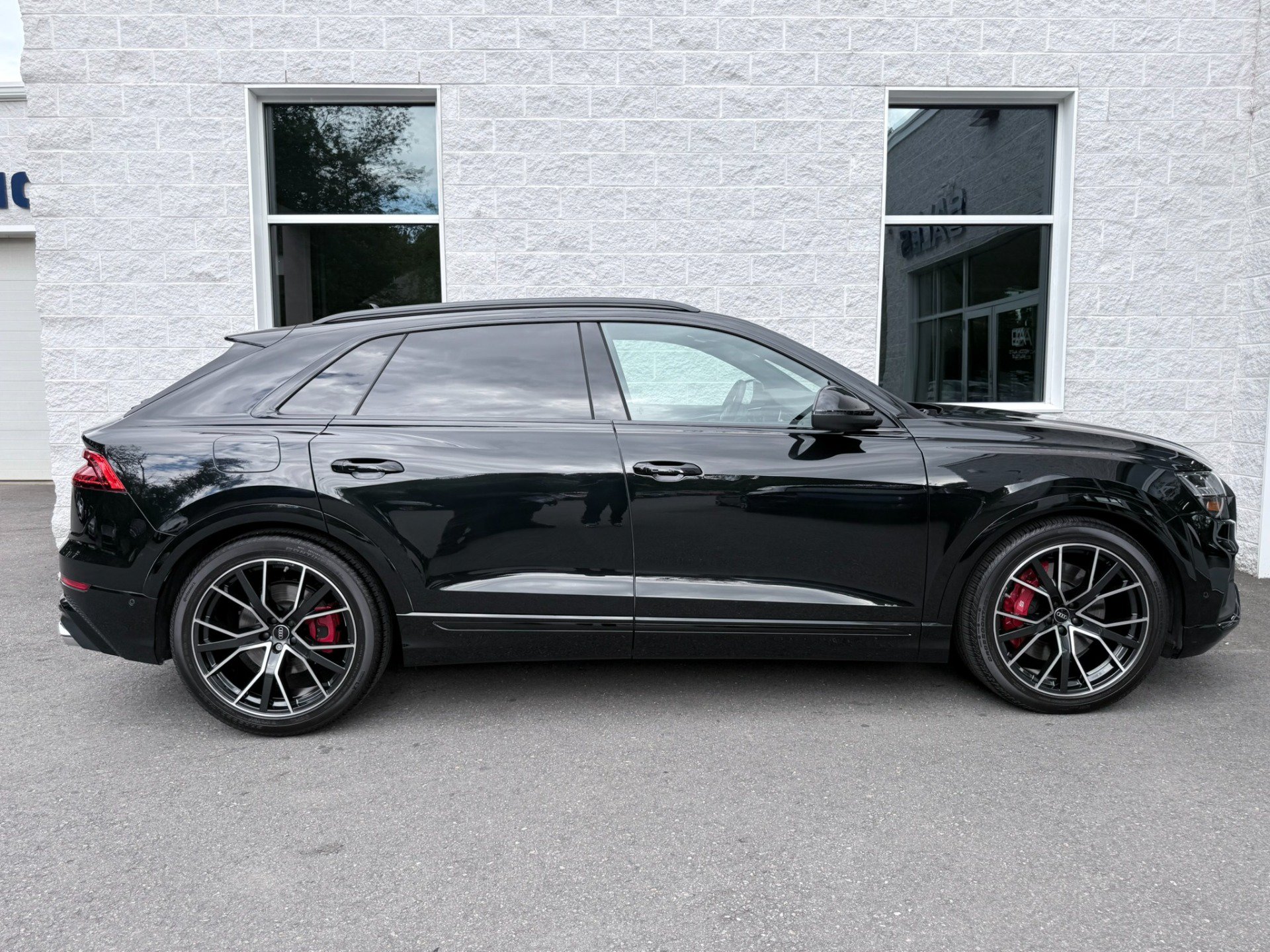 Used 2023 Audi SQ8 Premium Plus AWD/4WD image 33