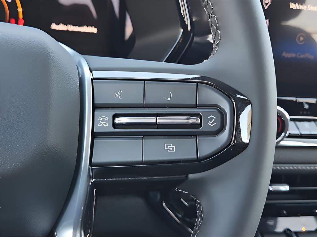 New 2026 Chevrolet Colorado LT image 16