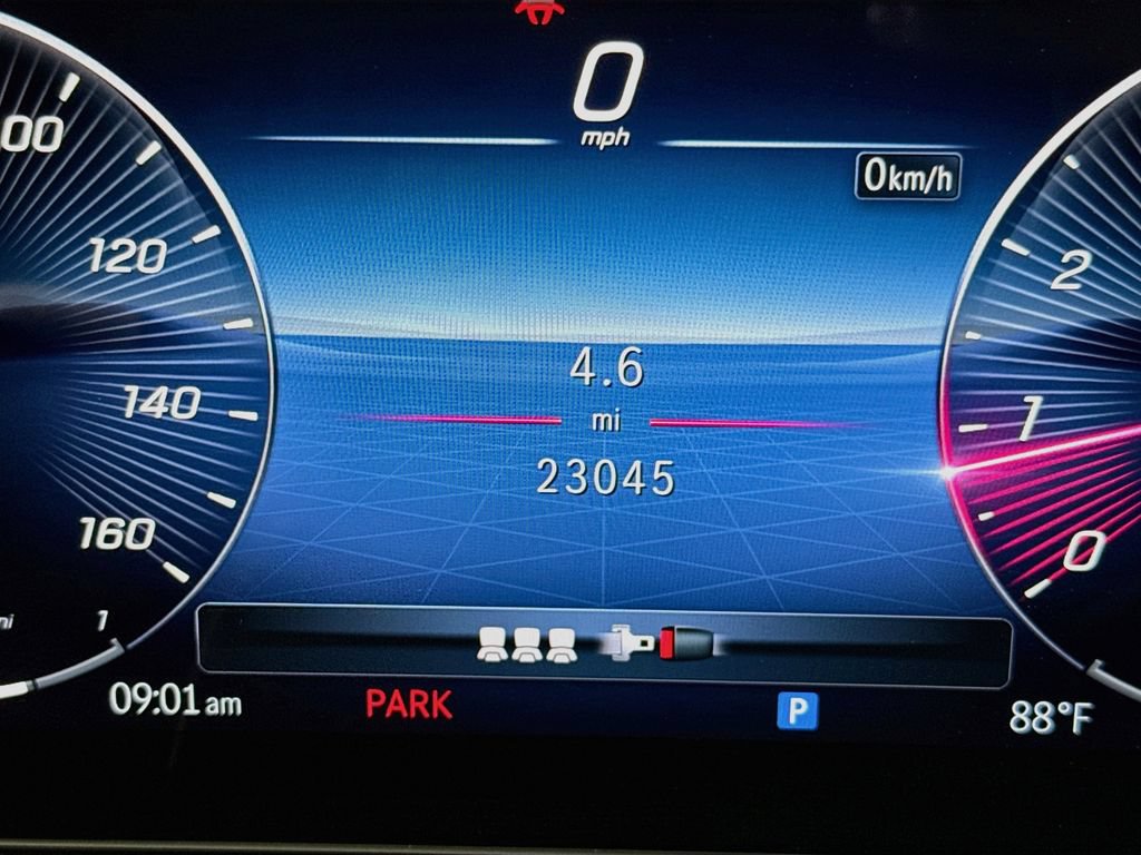 Used 2025 Mercedes-Benz GLE 350 4MATIC image 12