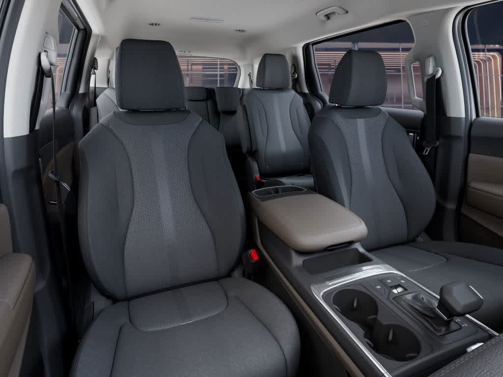 New 2026 Kia Carnival LX FWD image 15