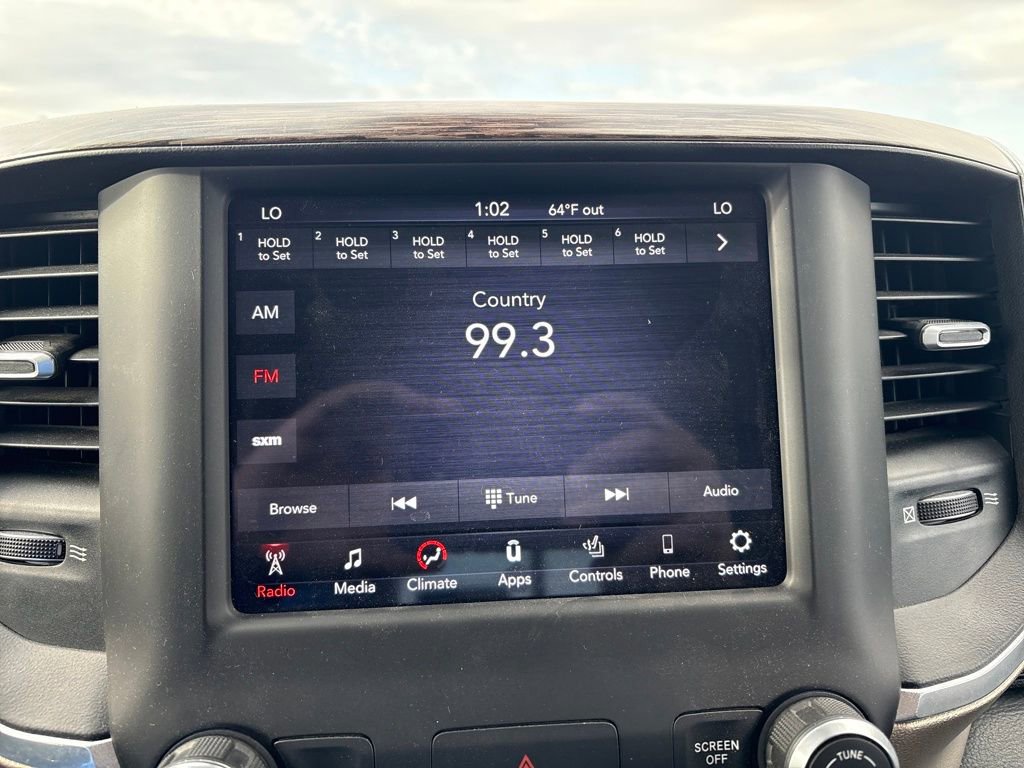 Used 2020 RAM 1500 Laramie image 24