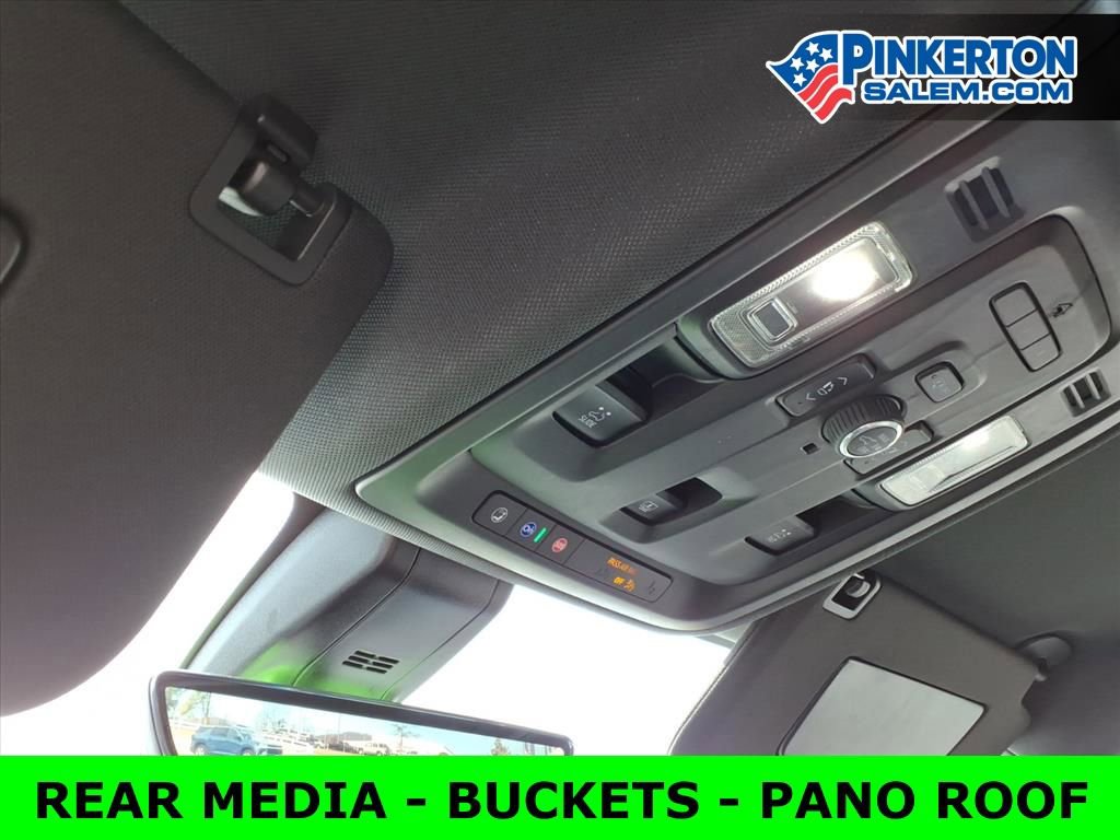 Used 2021 Chevrolet Suburban High Country image 32