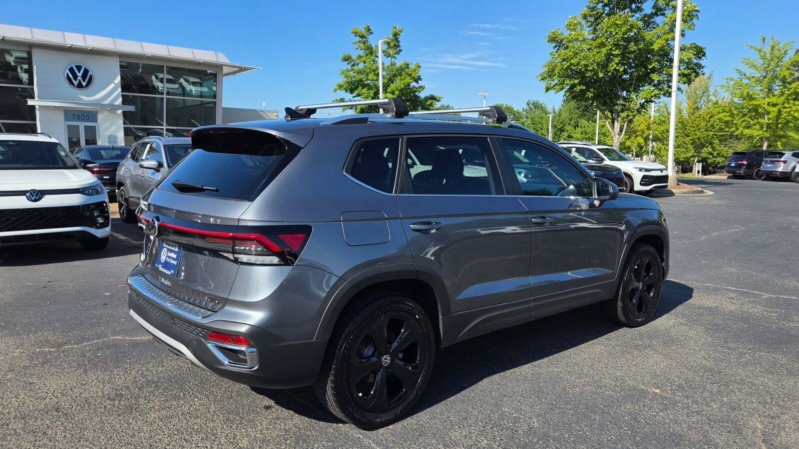 Certified 2025 Volkswagen Taos SEL w/ Black Wheel Plus Package AWD/4WD image 4