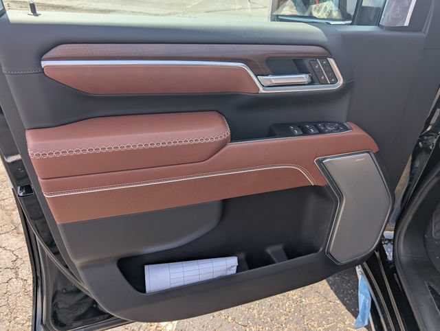 New 2026 GMC Sierra 3500 Denali Ultimate AWD/4WD image 15