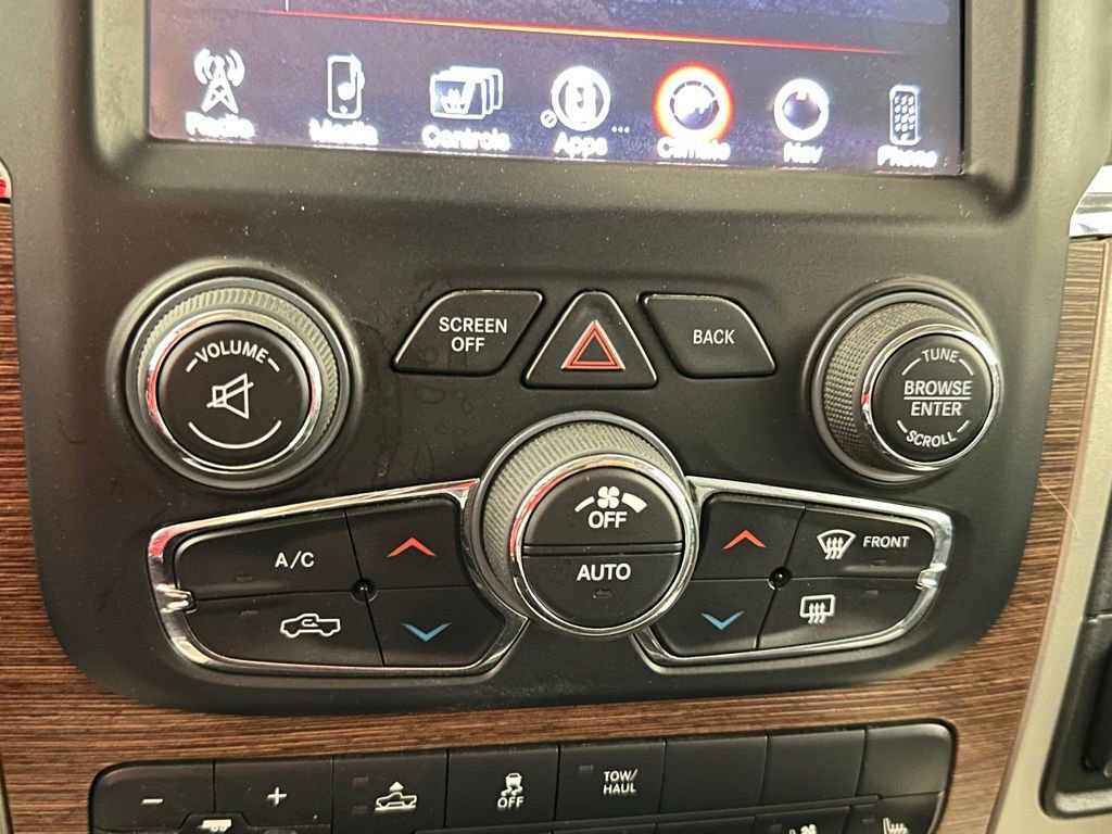 Used 2015 RAM 1500 Laramie image 17