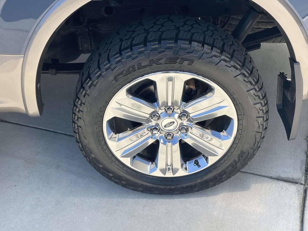 Used 2018 Ford F150 Lariat w/ Equipment Group 501A Mid AWD/4WD image 10