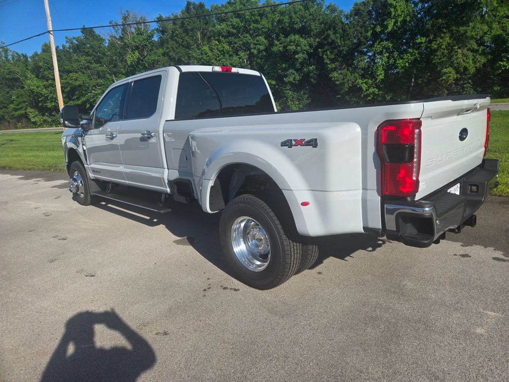 New 2026 Ford F350 Lariat w/ Chrome Package AWD/4WD image 3