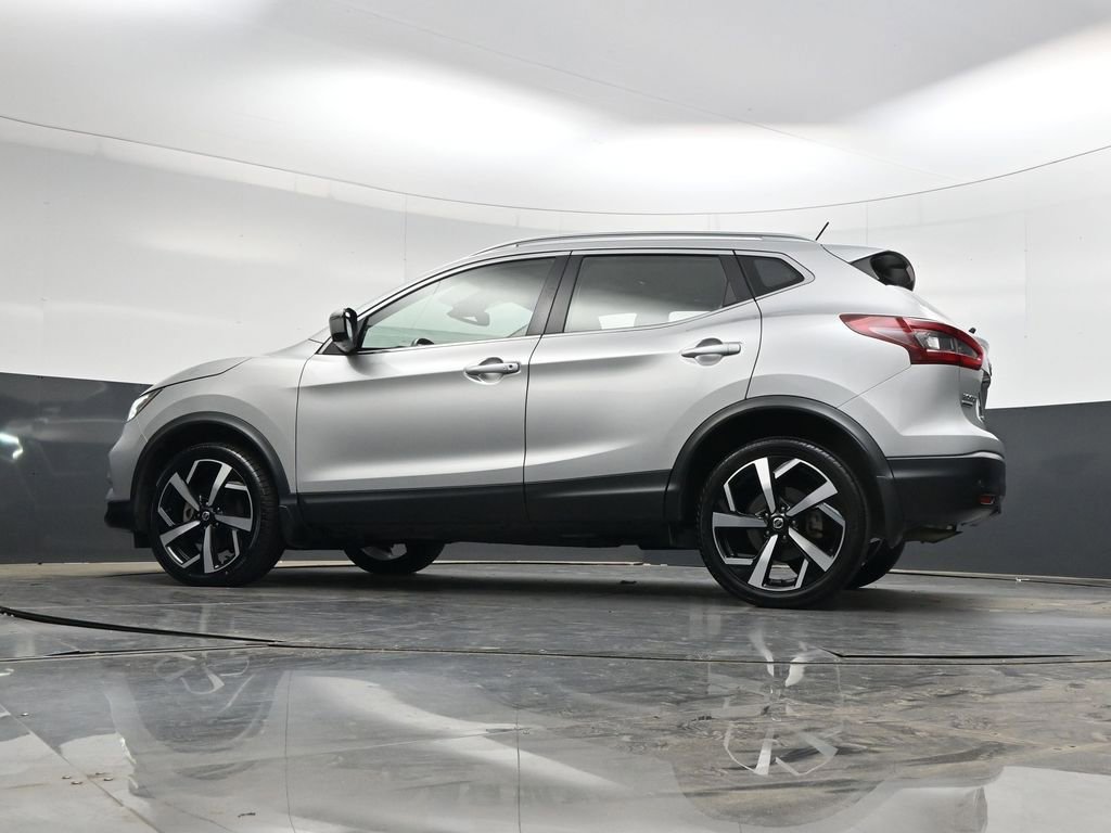 Used 2022 Nissan Rogue Sport SL w/ Premium Package FWD image 31