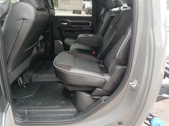 New 2027 RAM 4500 4x4 Crew Cab DRW w/ Laramie Trim Package image 17