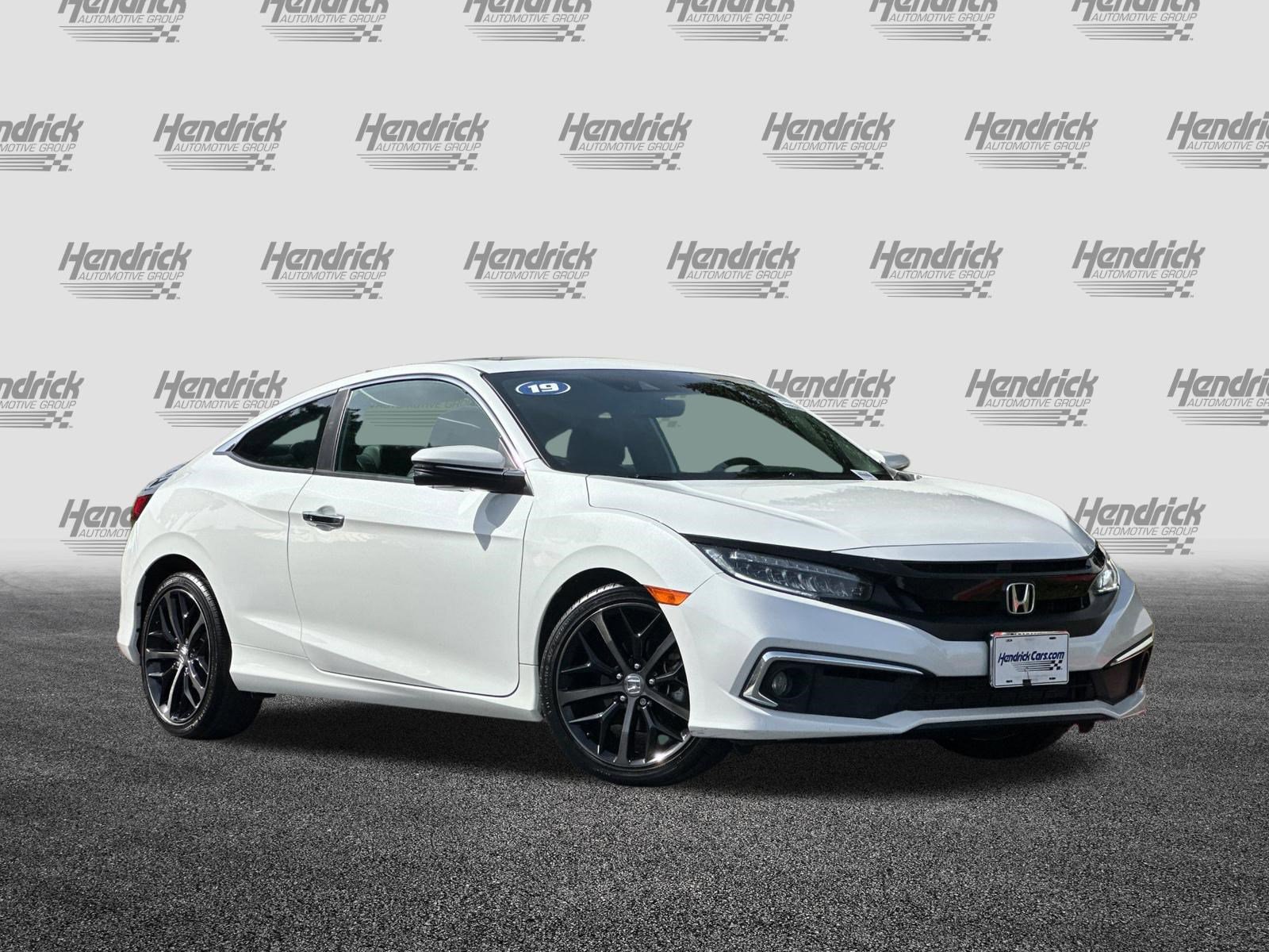 Used 2019 Honda Civic Touring video 2