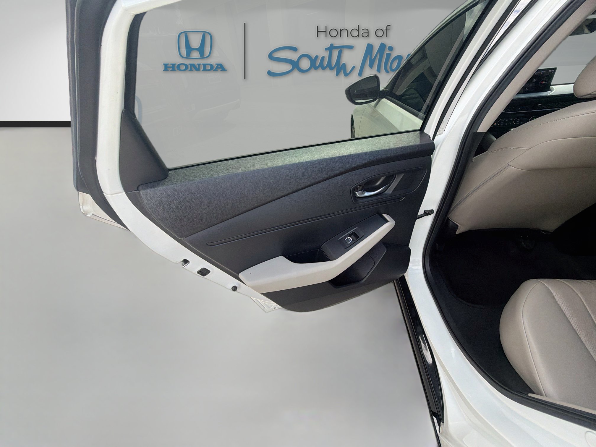 Used 2024 Honda Accord EX-L image 25