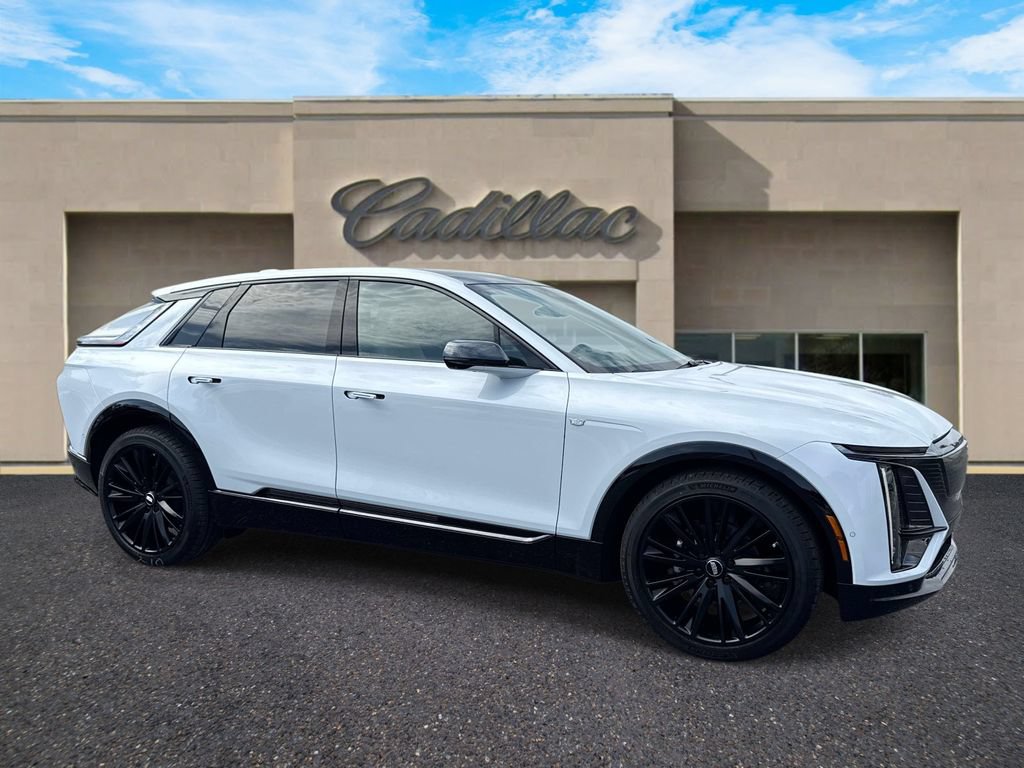 New 2026 Cadillac Lyriq Signature Sport w/ LPO, ONYX Package