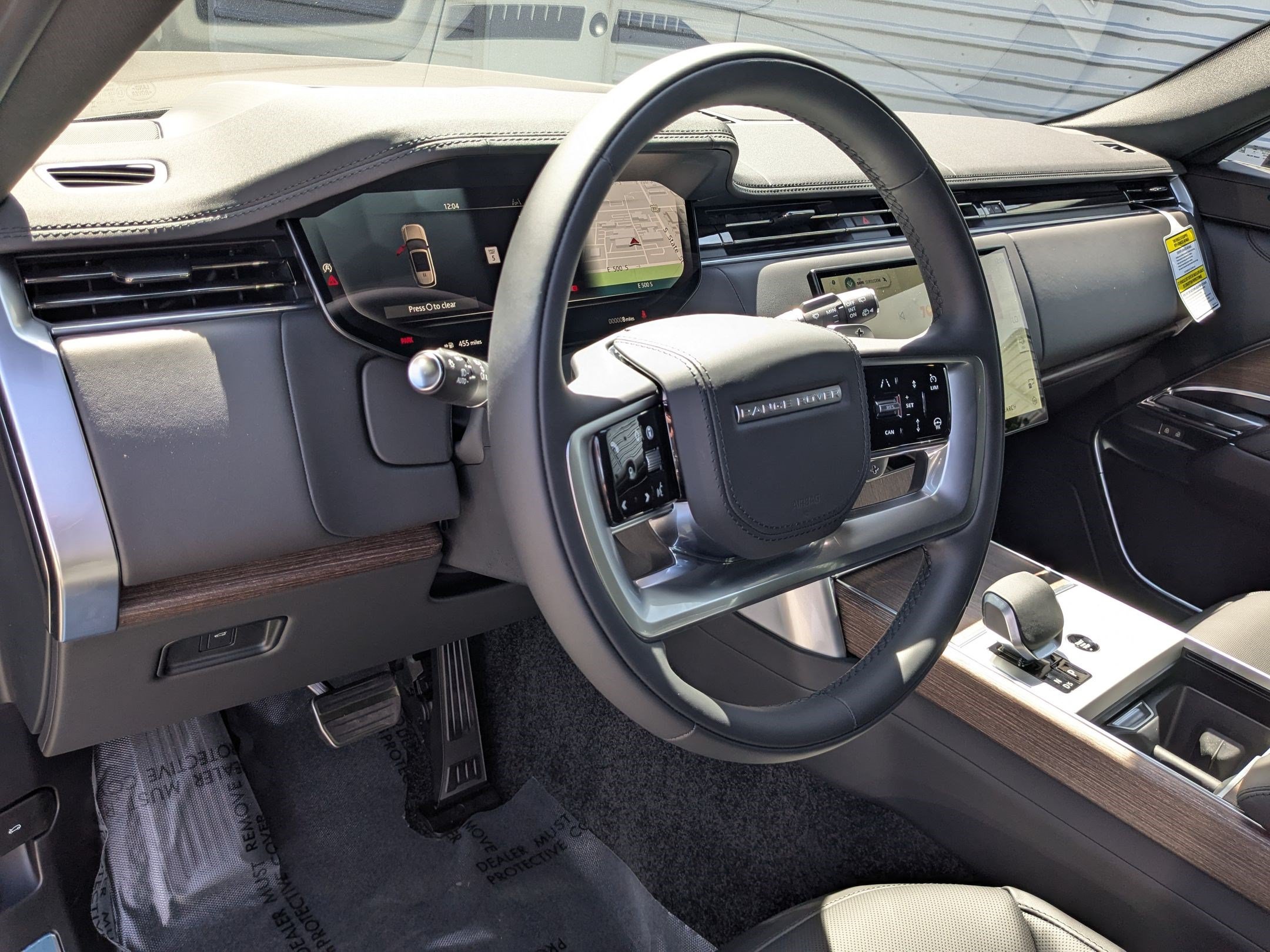 New 2026 Land Rover Range Rover Long Wheelbase SE AWD/4WD image 14
