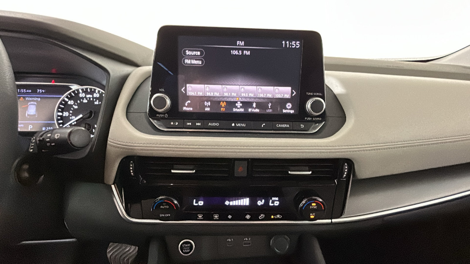 Used 2021 Nissan Rogue SV AWD/4WD image 28