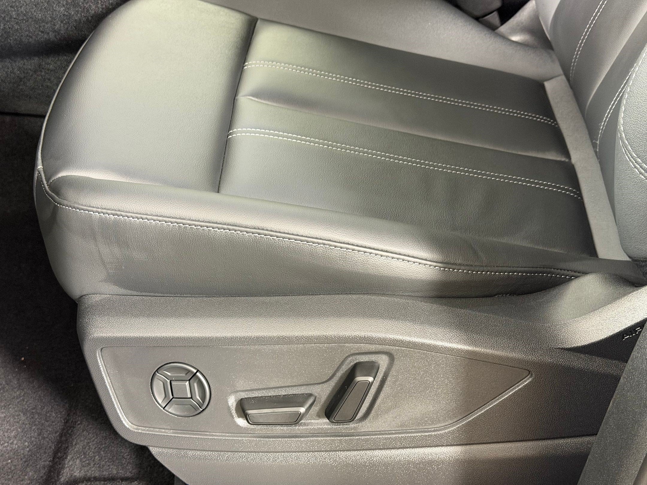 New 2026 Audi Q5 Premium AWD/4WD image 15