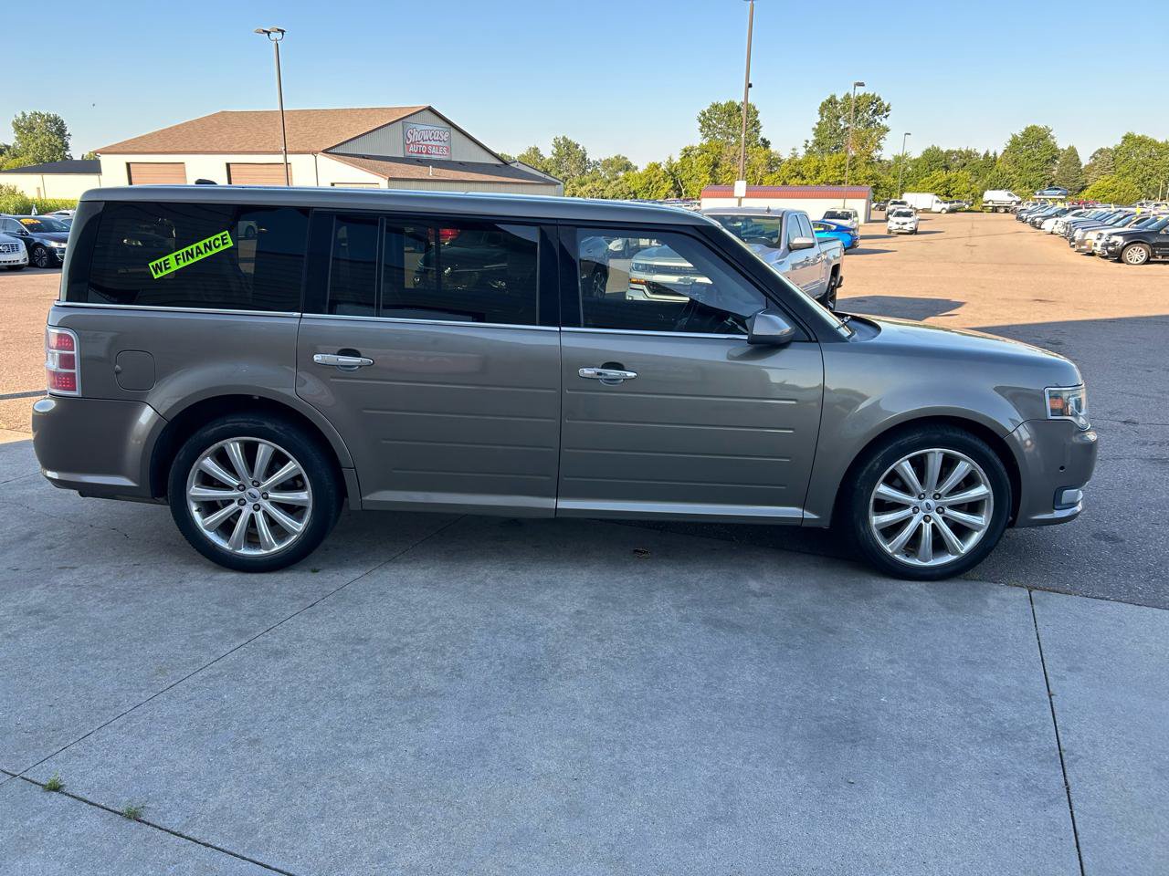 Used 2013 Ford Flex Limited AWD/4WD image 4