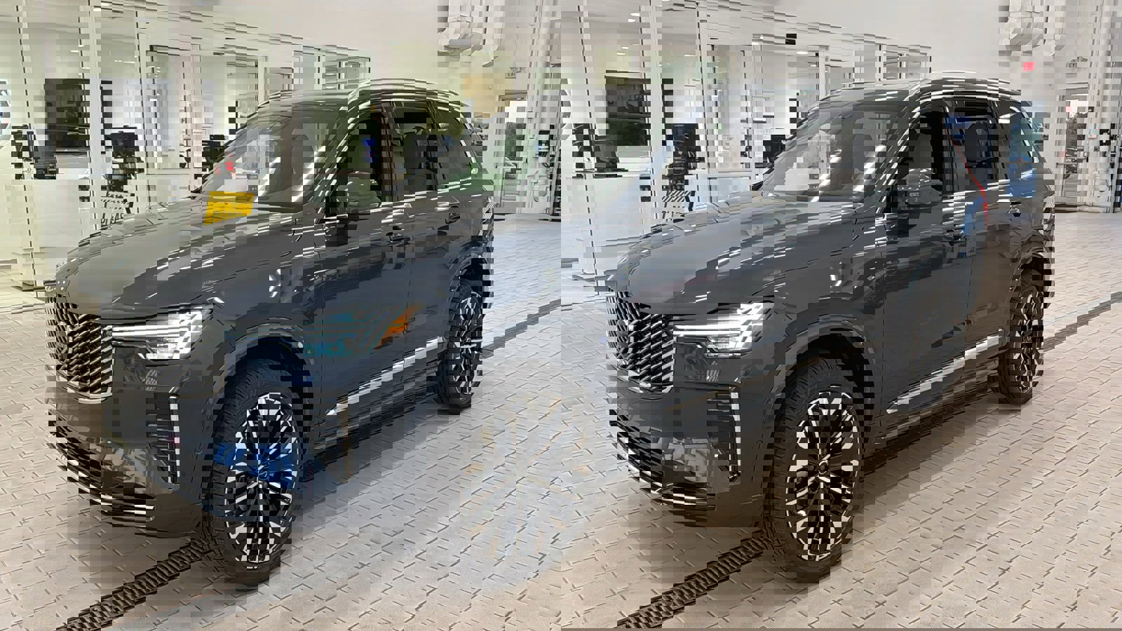 New 2026 Volvo XC90 B6 Plus image 9