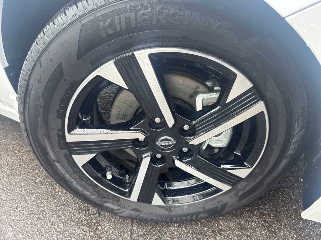 Used 2025 Nissan Sentra SV w/ All-Weather Package FWD image 36
