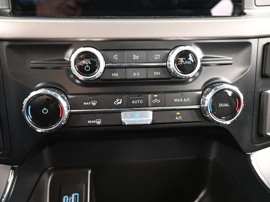 Used 2024 Ford F150 XLT w/ Mobile Office Package image 29