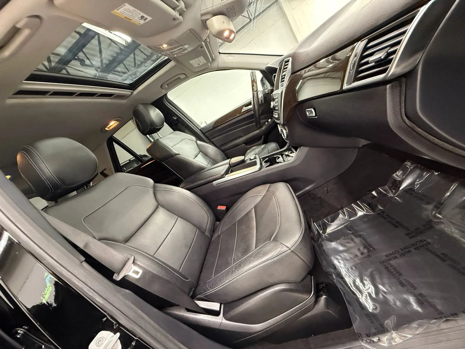 Used 2015 Mercedes-Benz ML 350 2WD w/ Premium 1 Package image 23