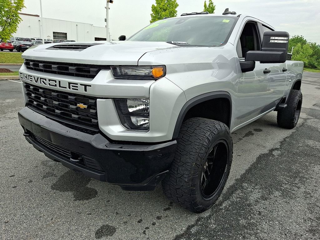 Used 2021 Chevrolet Silverado 2500 Custom w/ Custom Value Package AWD/4WD image 4