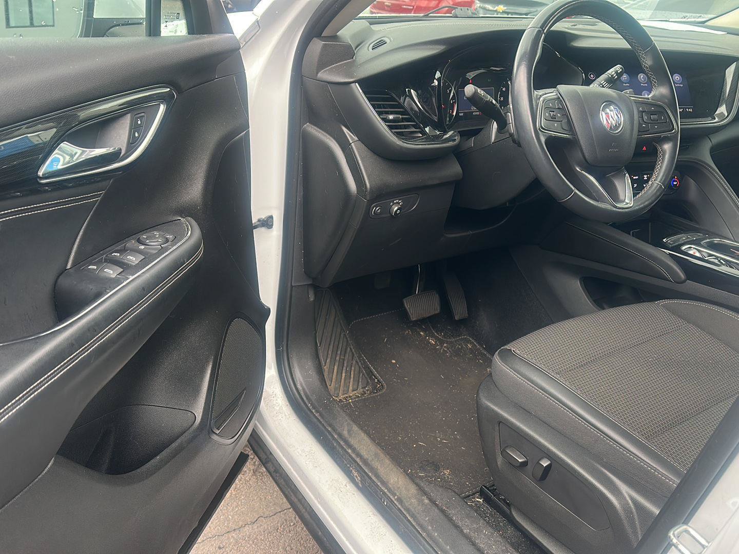 Used 2022 Buick Envision Preferred w/ Safety Package FWD image 17