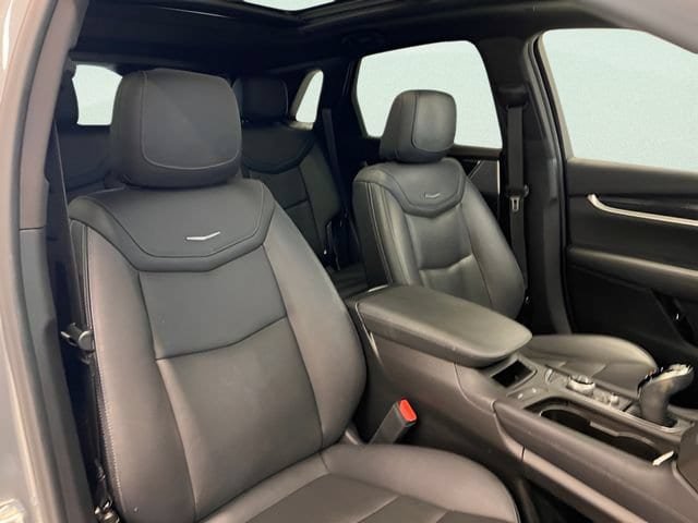 Certified 2023 Cadillac XT5 Premium Luxury w/ Technology Package AWD/4WD image 15