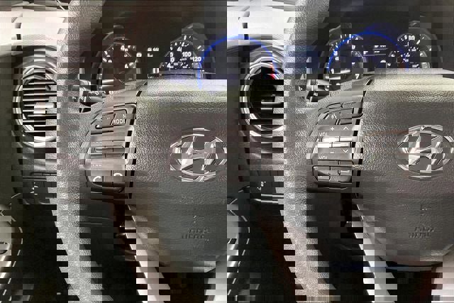 Used 2021 Hyundai Kona SE image 22