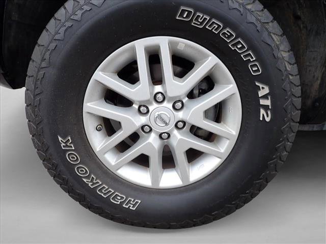 Used 2018 Nissan Frontier SV image 7