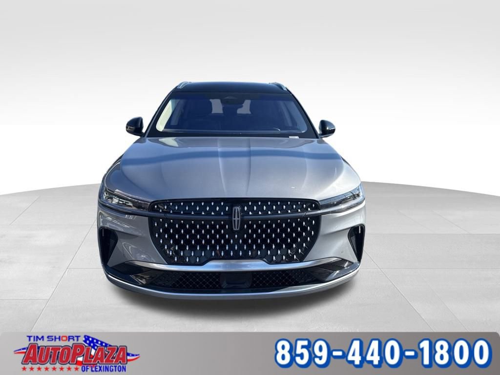 Used 2024 Lincoln Nautilus Reserve image 13