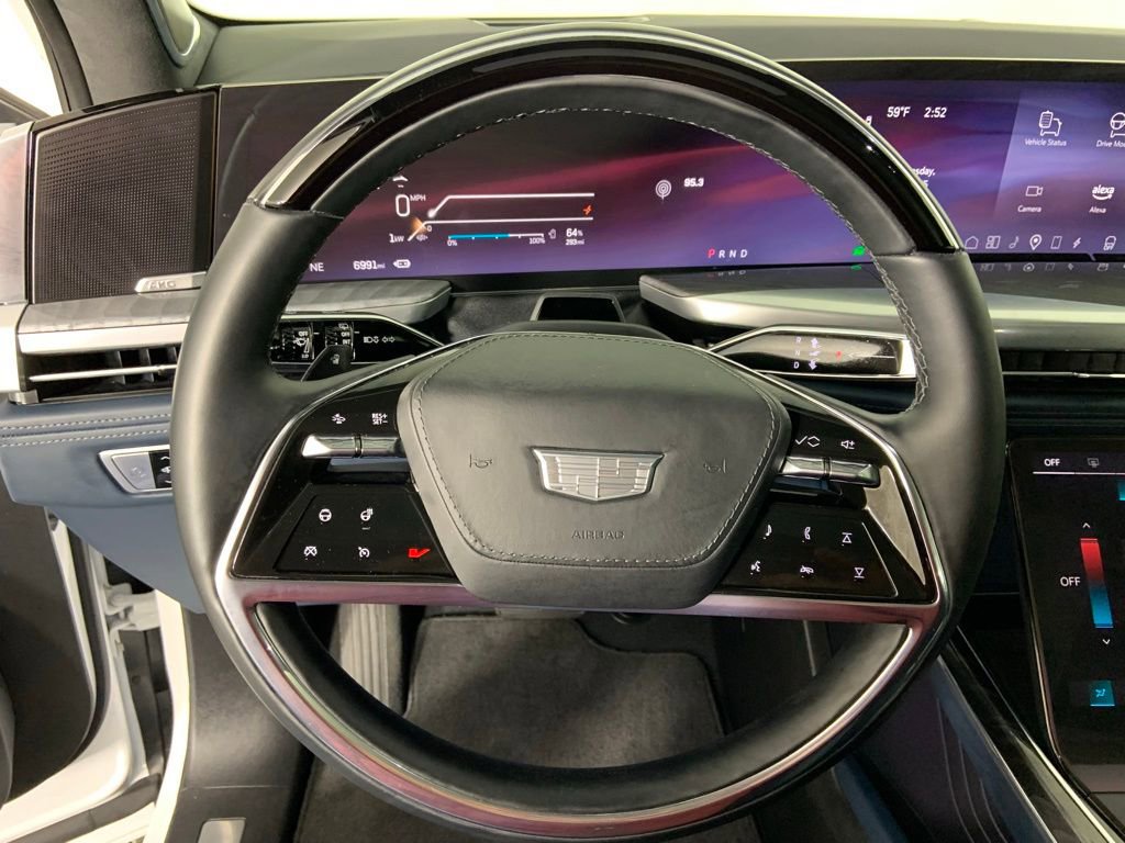 Used 2025 Cadillac Escalade IQ Luxury 2 image 36