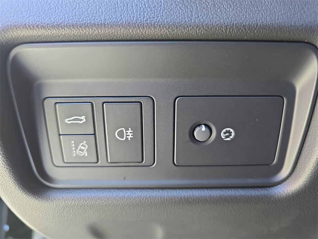 Certified 2022 Jaguar F-TYPE R image 24