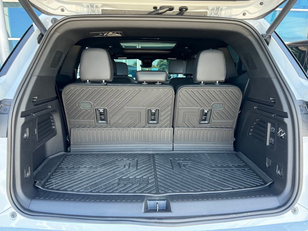 Used 2026 Buick Enclave Avenir w/ Super Cruise Package image 31