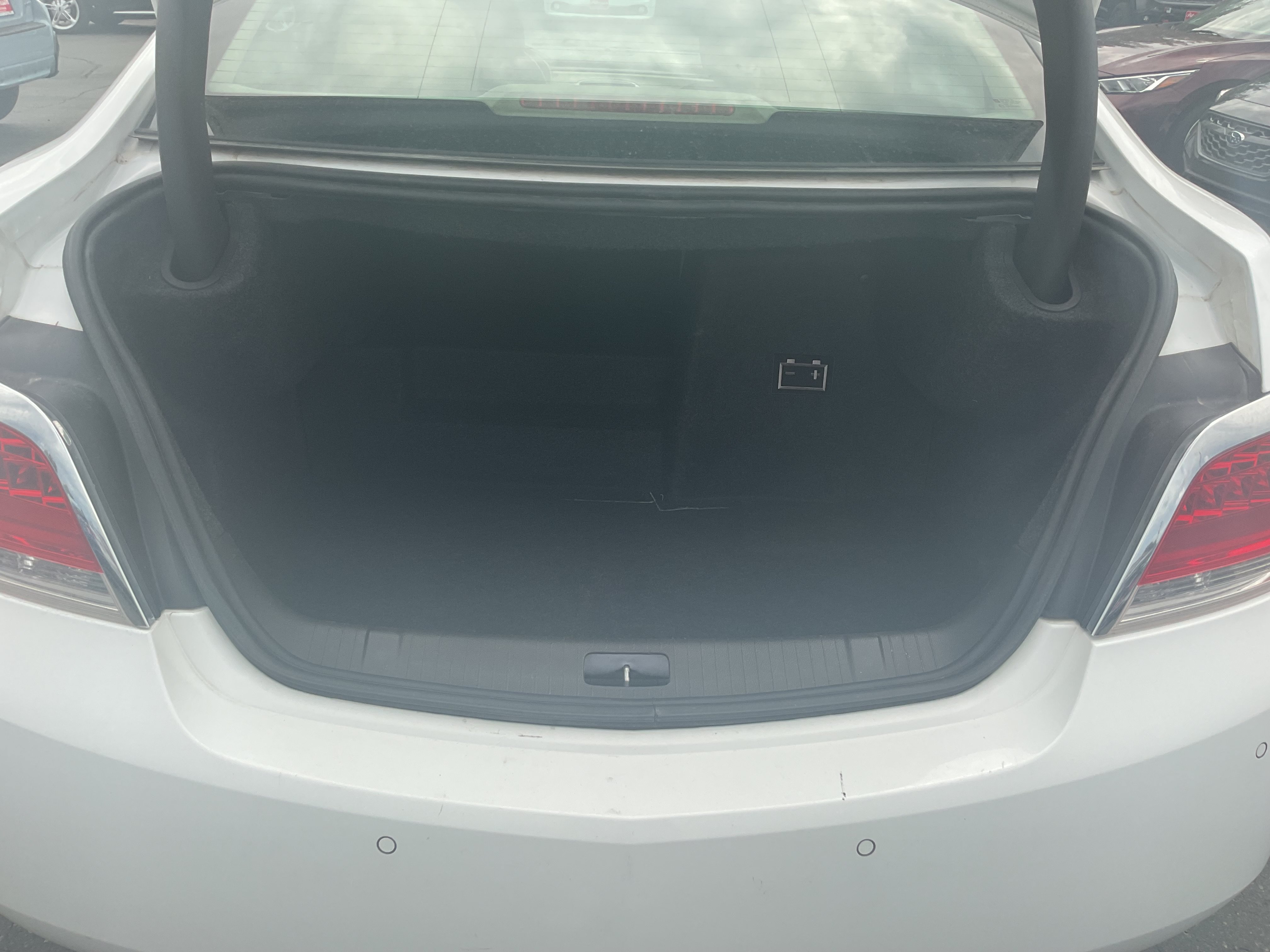 Used 2013 Buick LaCrosse Leather FWD image 10
