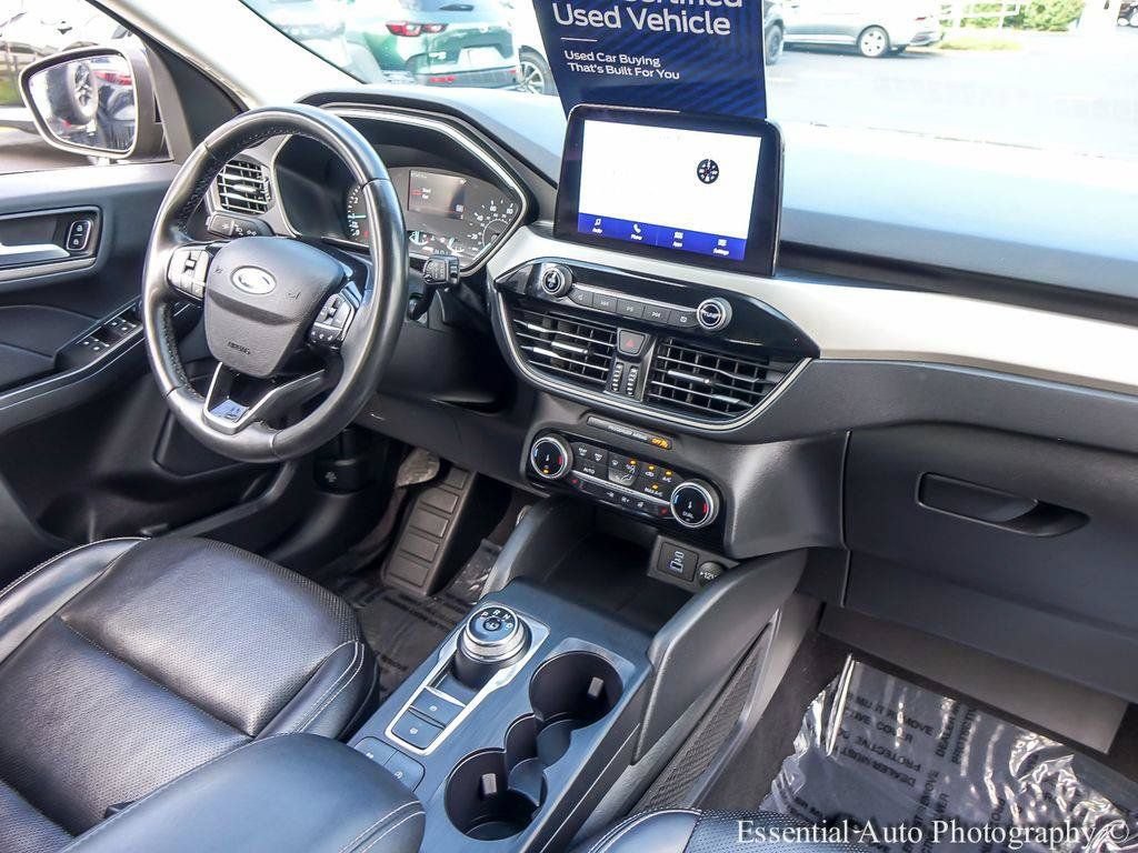 Used 2022 Ford Escape SEL FWD image 25