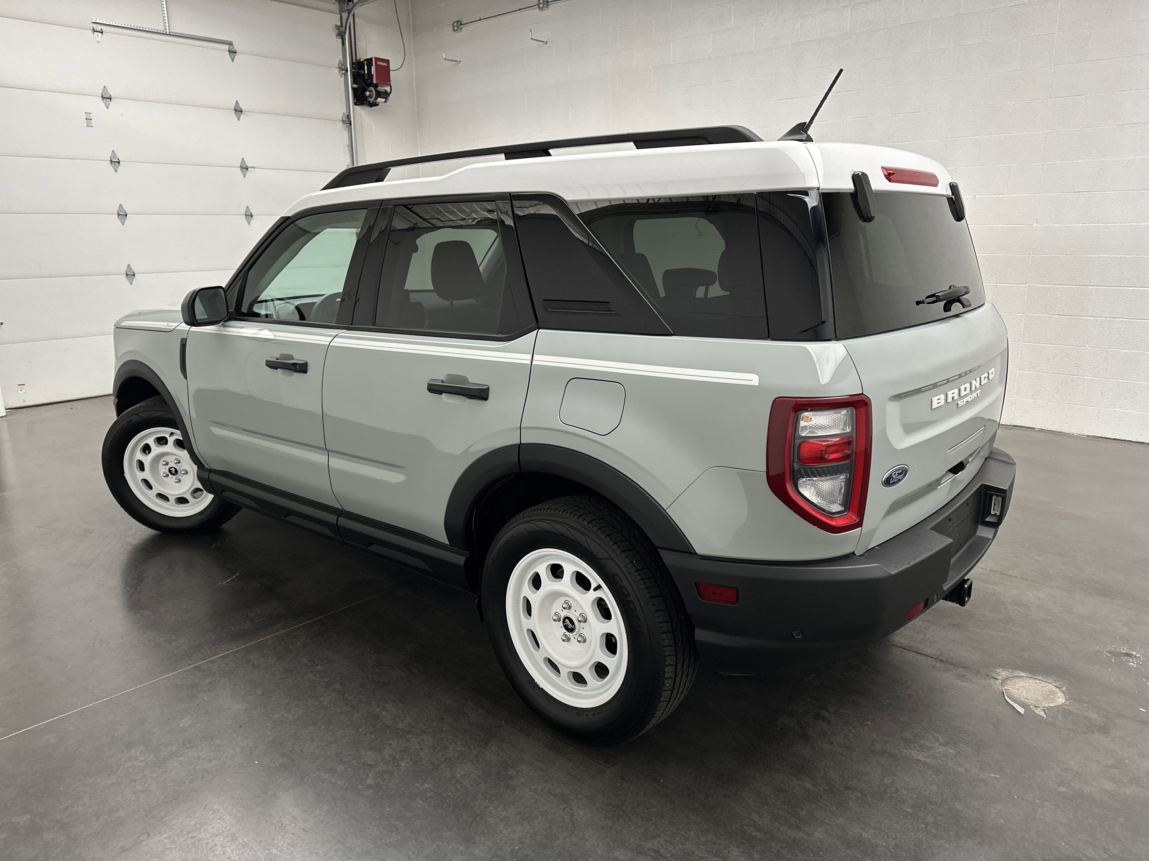 Used 2023 Ford Bronco Sport Heritage w/ Heritage Convenience Package AWD/4WD image 7
